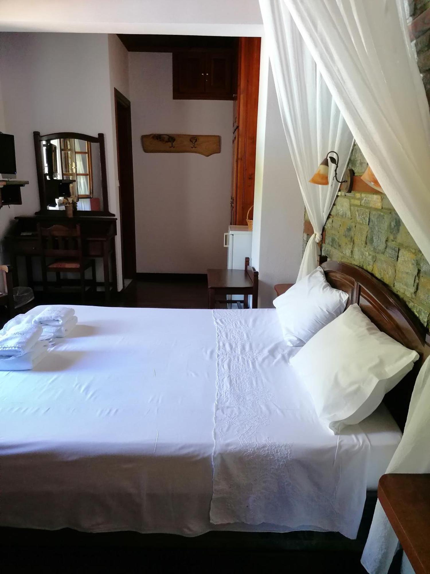 Amalthia Traditional Guesthouse Tsagkarada Habitación foto
